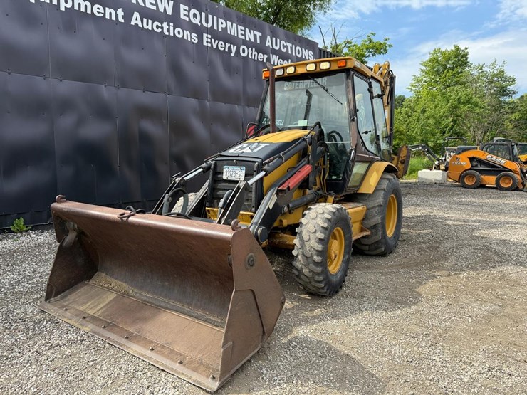caterpillar-420d-image-8
