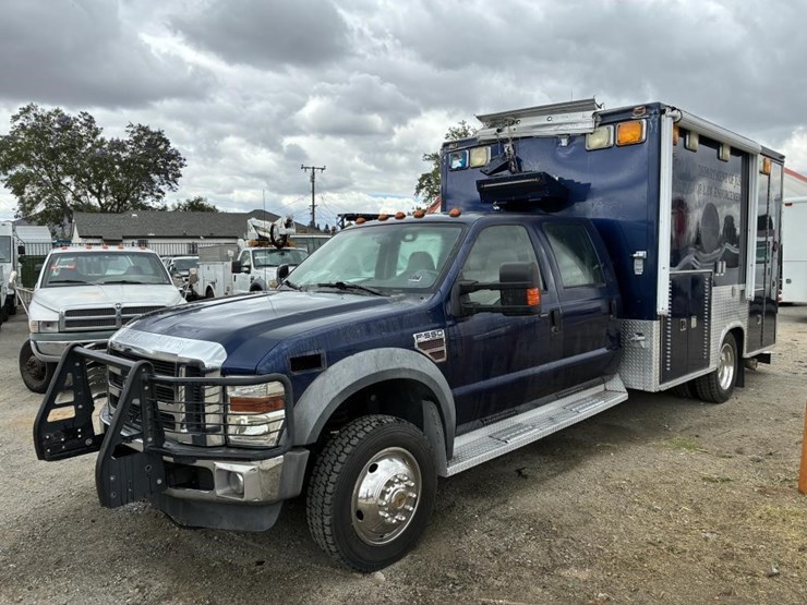 2008-ford-f550-xlt-image-1