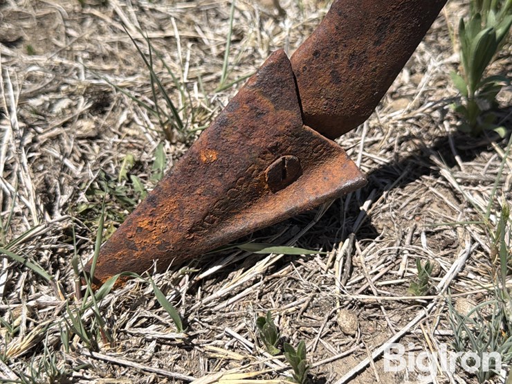 6r30"-cultivator-image-12