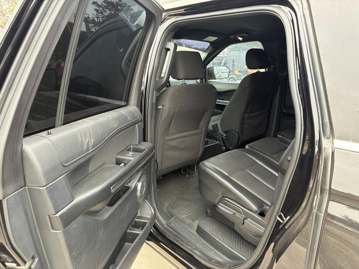 2020-ford-expedition-image-14