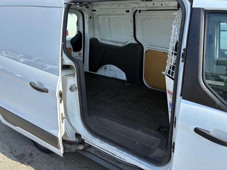 2020-ford-transit-connect-image-11
