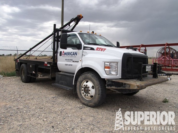 2022-ford-f750-image-7