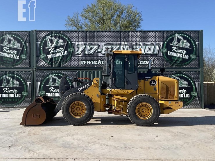 2021-deere-444-p-tier-image-1