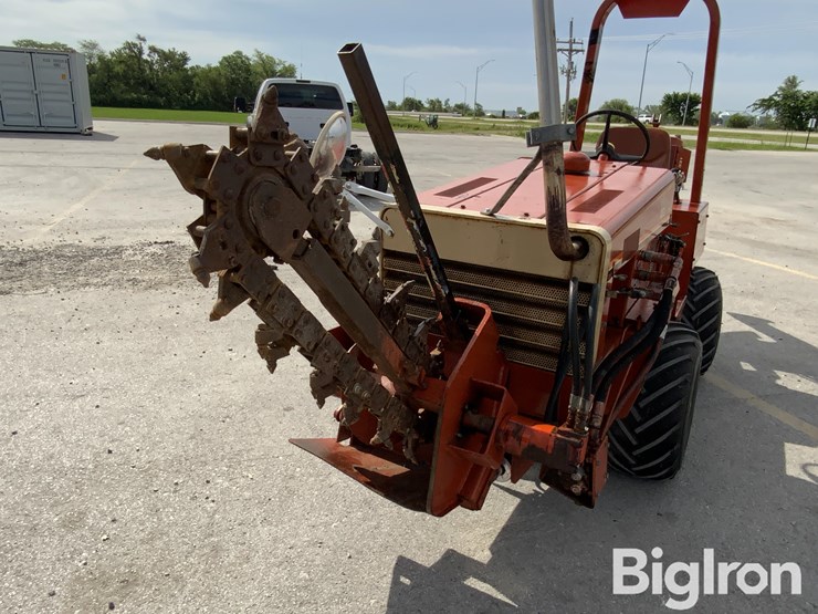 ditch-witch-350sxdd-image-11