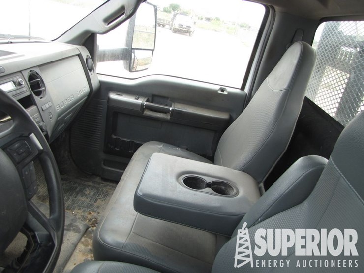 2022-ford-f750-image-9