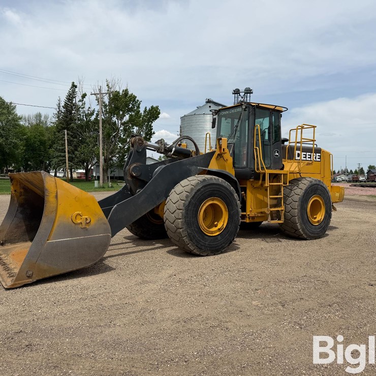 JOHN DEERE 744