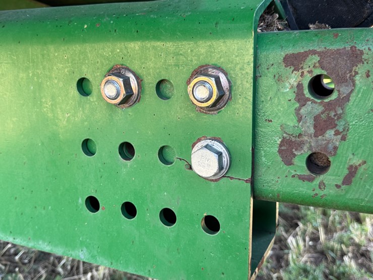 john-deere-s680-image-40