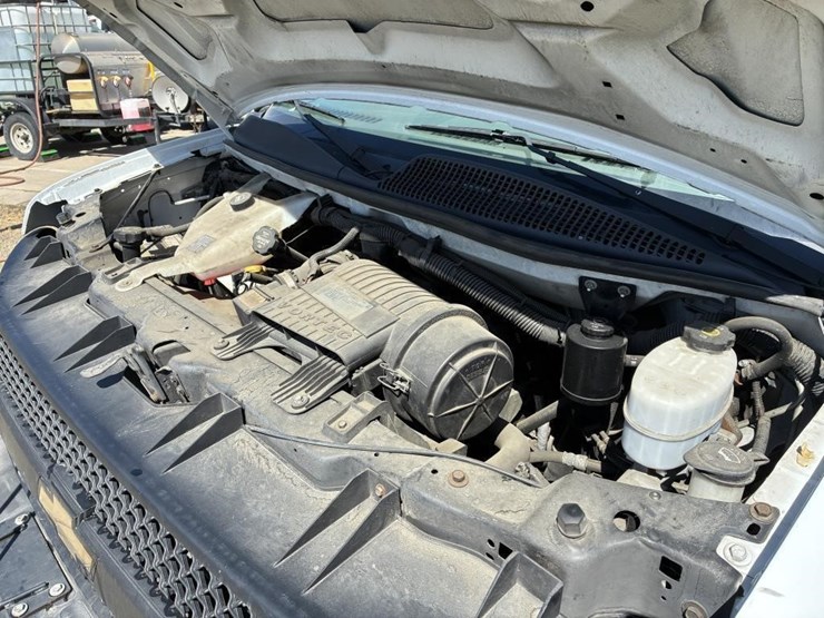 2014-chevrolet-express-3500-image-7