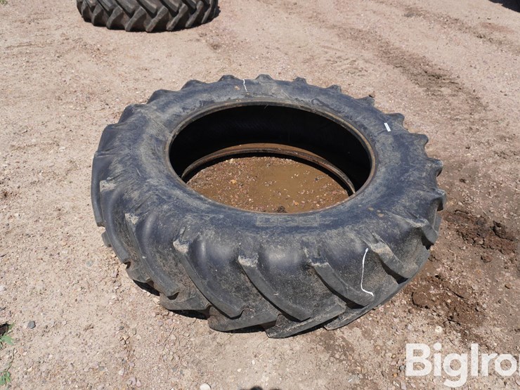 bkt-18.4-38-tire-image-1