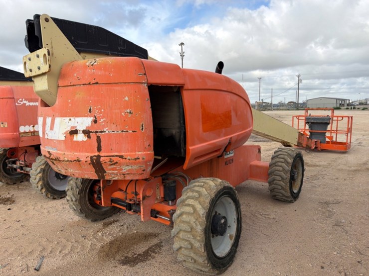 2007-jlg-600s-image-7