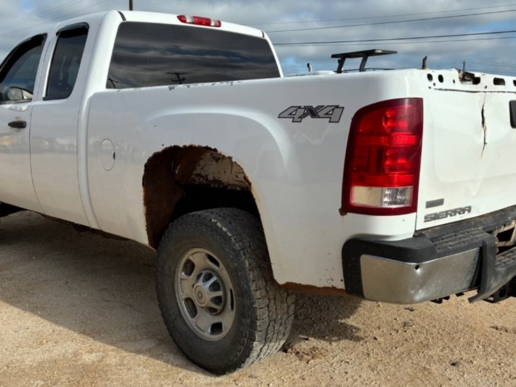 2012-gmc-sierra-2500hd-image-6