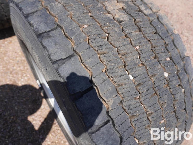 michelin-445/50r22.5-tires-&-rims-image-14