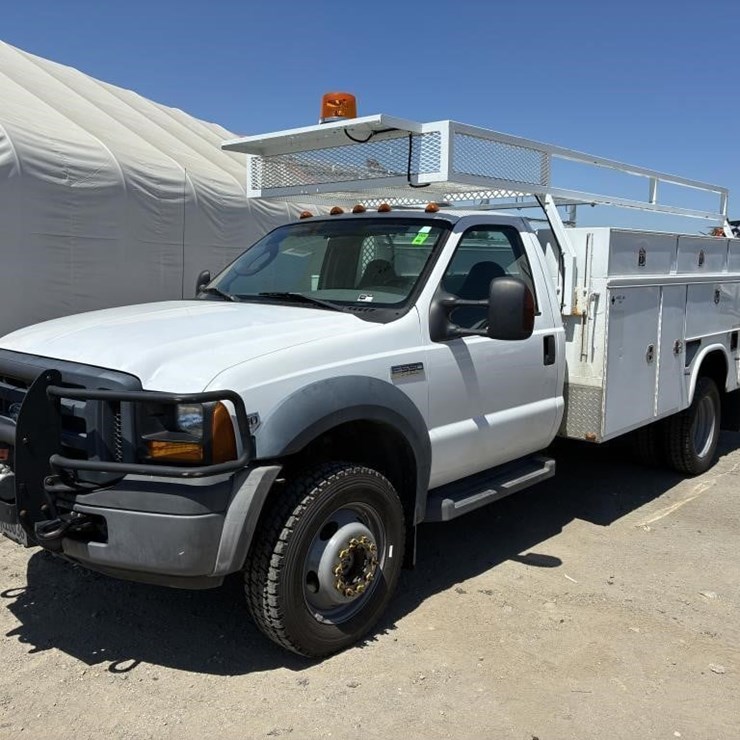 2006 FORD F550