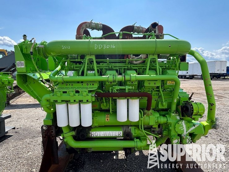 2015-caterpillar-3512c-image-3