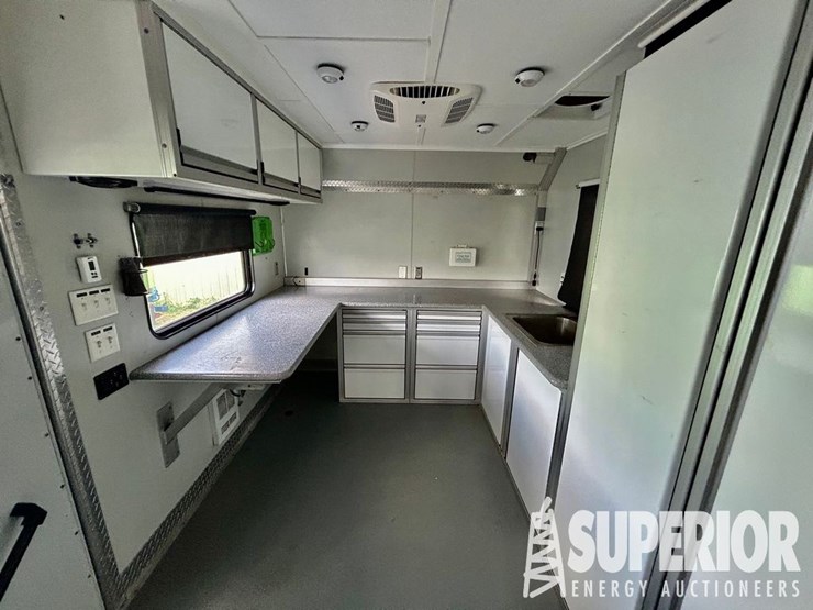 (x)-(9-41)-2012-turnkey-8'w-x-44'l-command-center,...-image-13