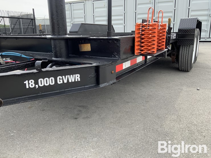 2019-massey-ferguson-730-image-18