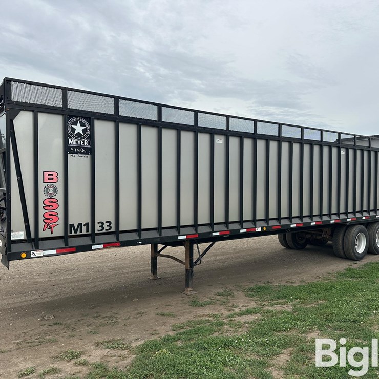 2013 Meyer 9140T Boss RT T/A Live Bottom Forage Trailer
