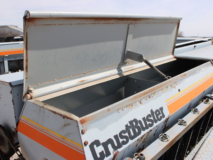 #1008-•-crustbuster-27ft-grain-drill-image-27
