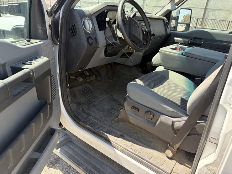 2011-ford-f250-sd-image-13