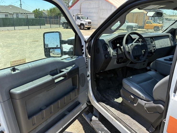 2014-ford-f250-image-11