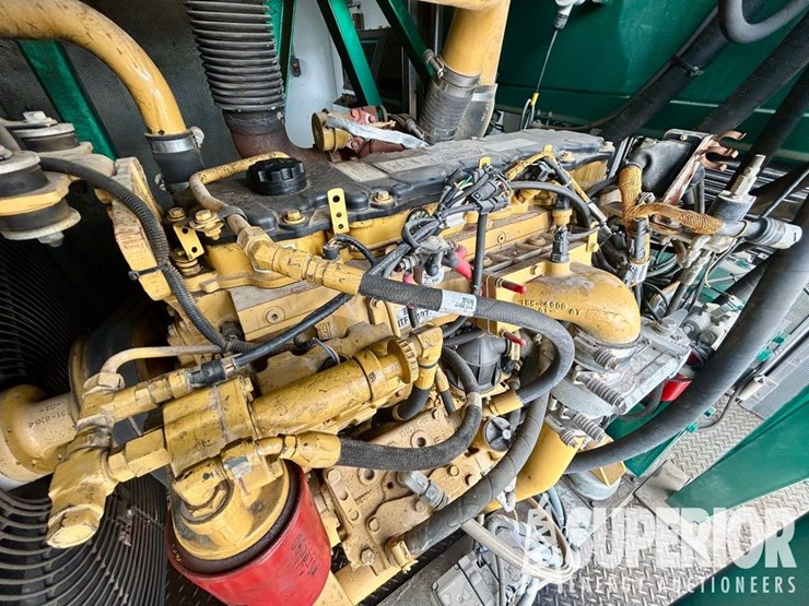 2011-caterpillar-c7-image-8