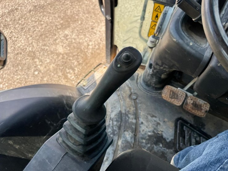 jcb-3cx14-image-30