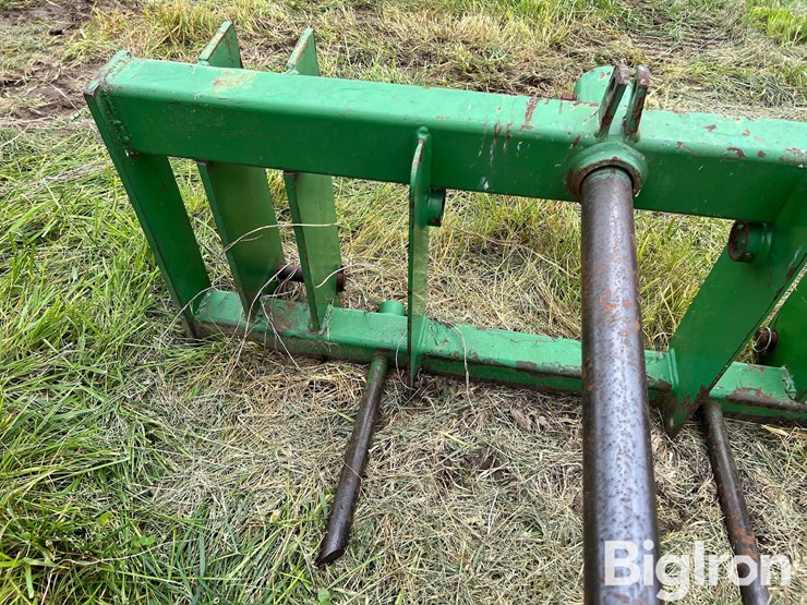 john-deere-sur-lock-bale-spear-image-12