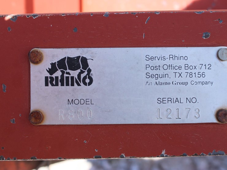 #2001-•-rino-r800-3-point-blade-image-8