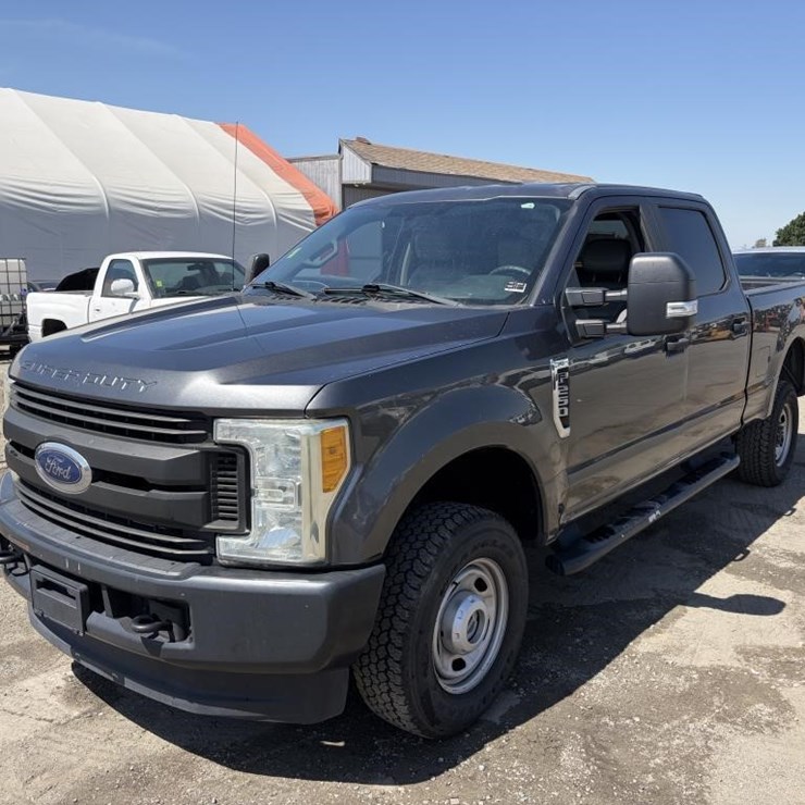 2017 FORD F250 XL
