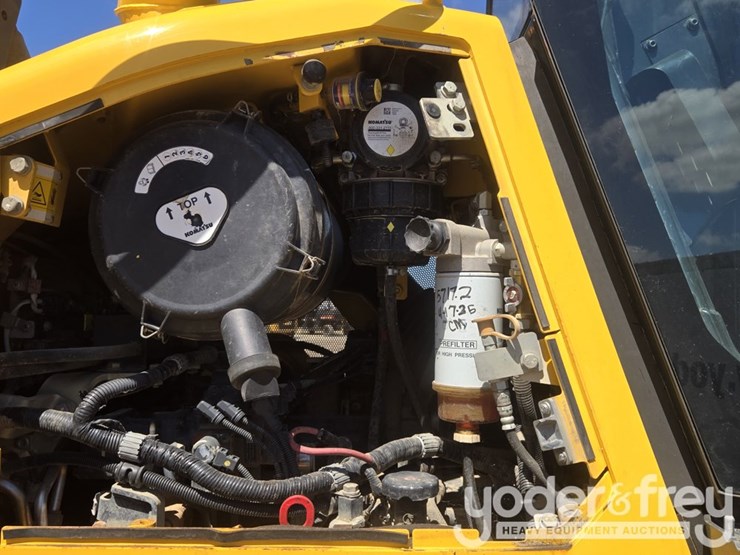 2021-komatsu-d61px-24-image-33