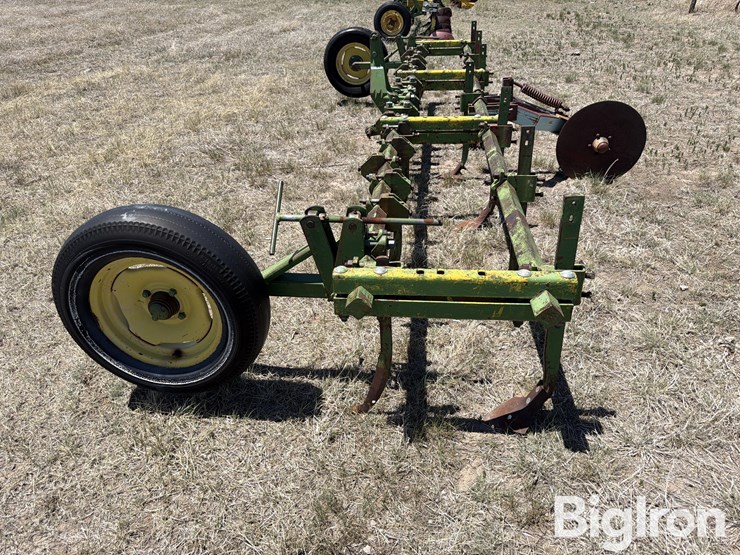6r30"-cultivator-image-8