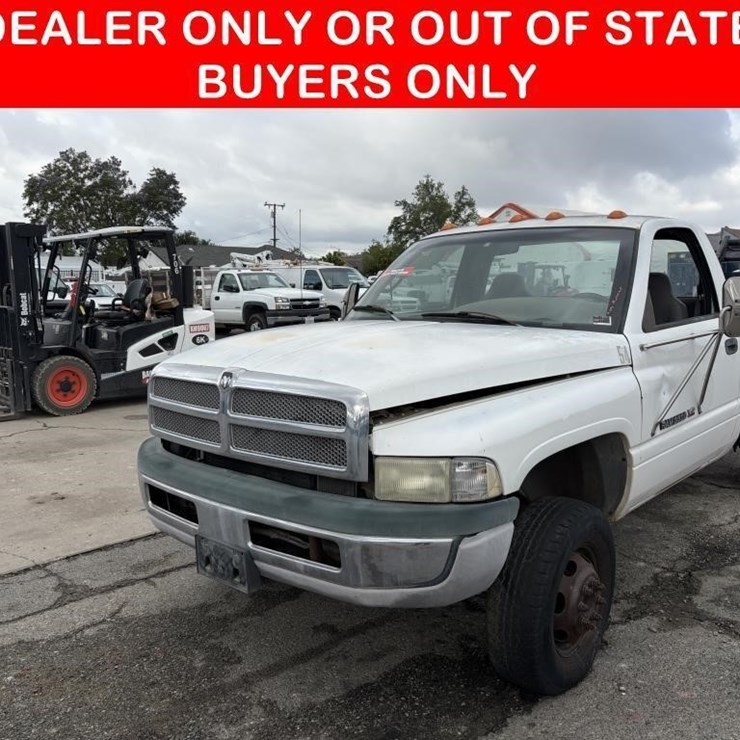 1999 DODGE RAM 3500
