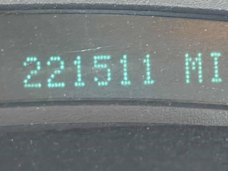 2003-chevrolet-2500-image-13