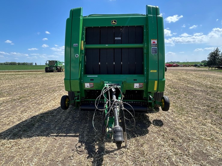 john-deere-569-premium-image-2