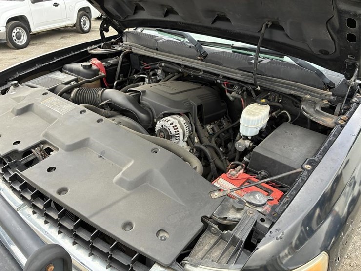 2009-chevrolet-2500hd-image-8