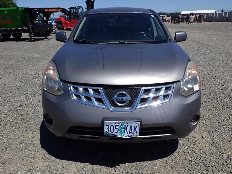 2013-nissan-rogue-image-2