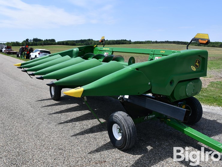 2025-john-deere-6-image-9