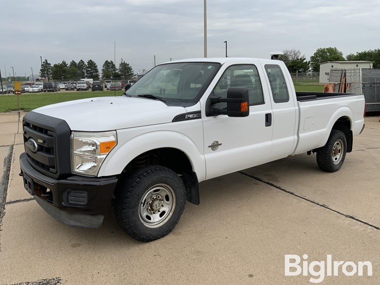 2013-ford-f350-xl-image-1