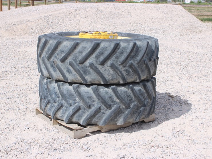 john-deere-8330-image-7