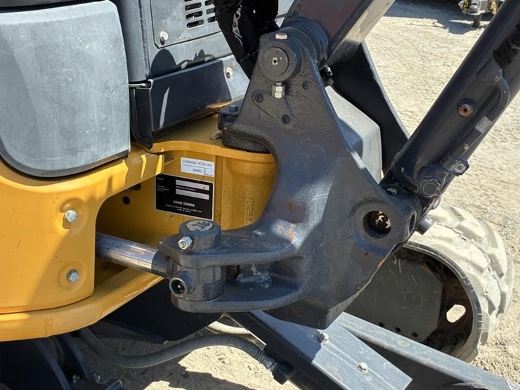 2020-deere-35g-image-15