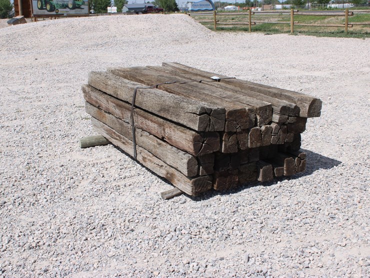 #2010-•-used-railroad-ties-(20-count)-image-2