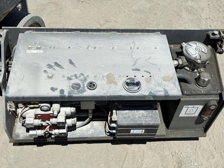 2004-skyjack-sjiii3219-image-10