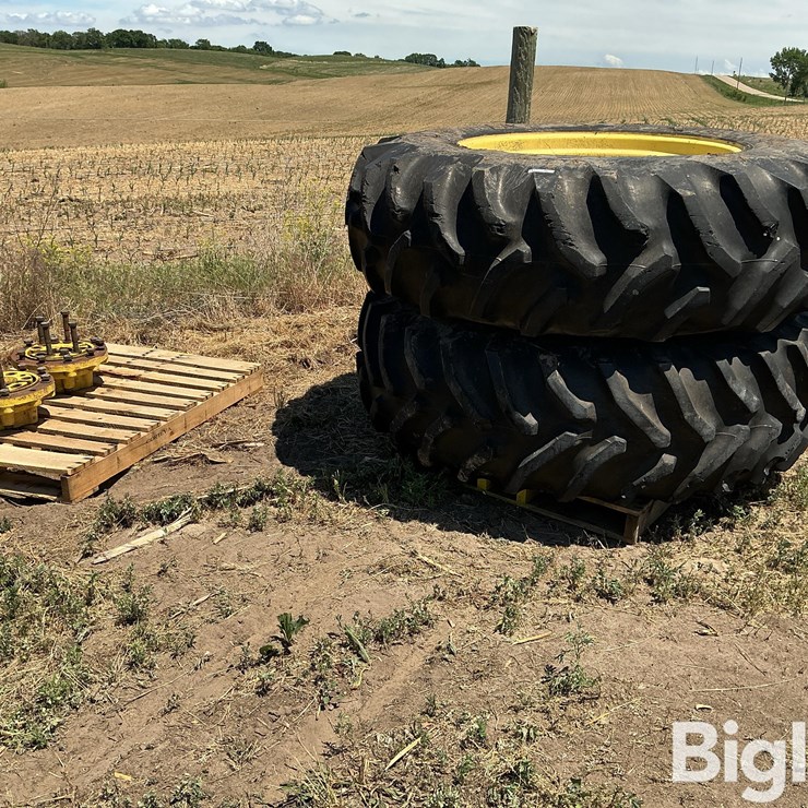 JOHN DEERE 7810