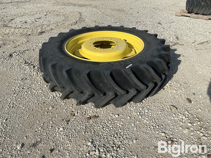 john-deere-6000-image-1