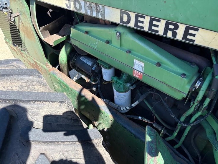 john-deere-8640-image-10