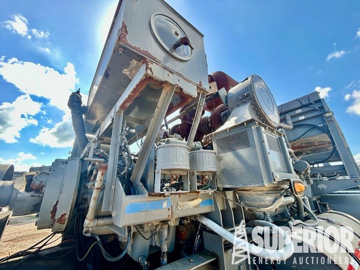 2017-caterpillar-3512-image-13