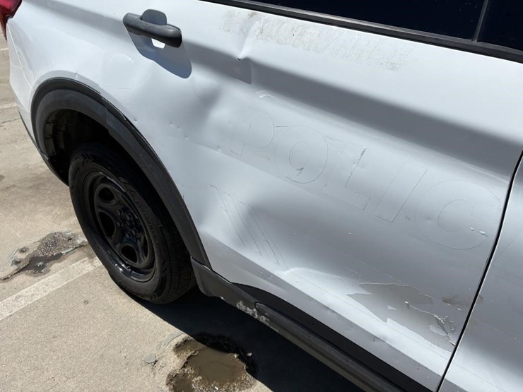 2020-ford-explorer-image-9
