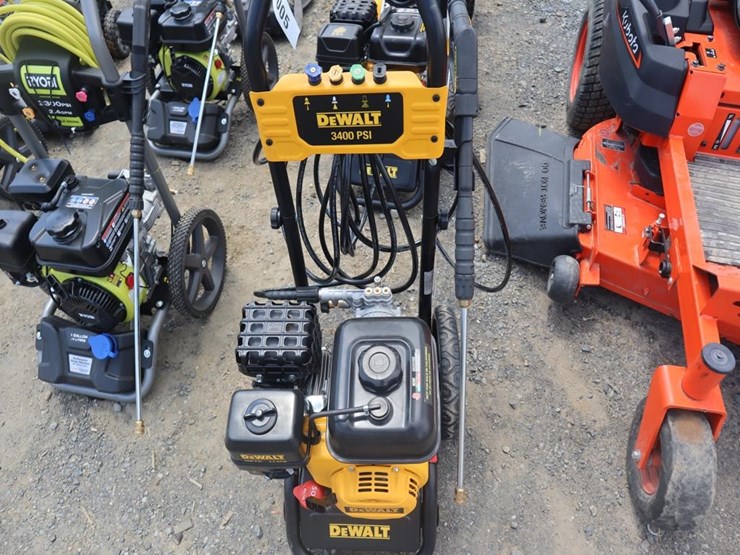 dewalt-pressure-washer-image-6