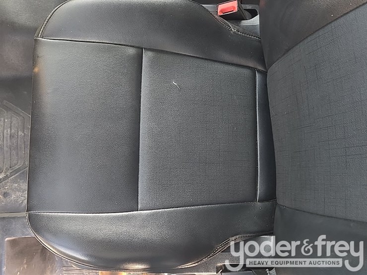 2020-ford-transit-image-32