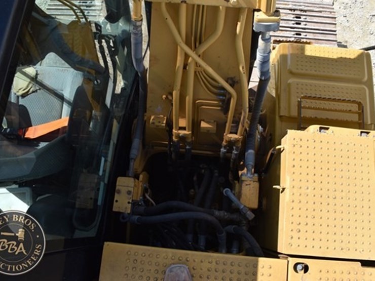 2011-caterpillar-312d-image-98
